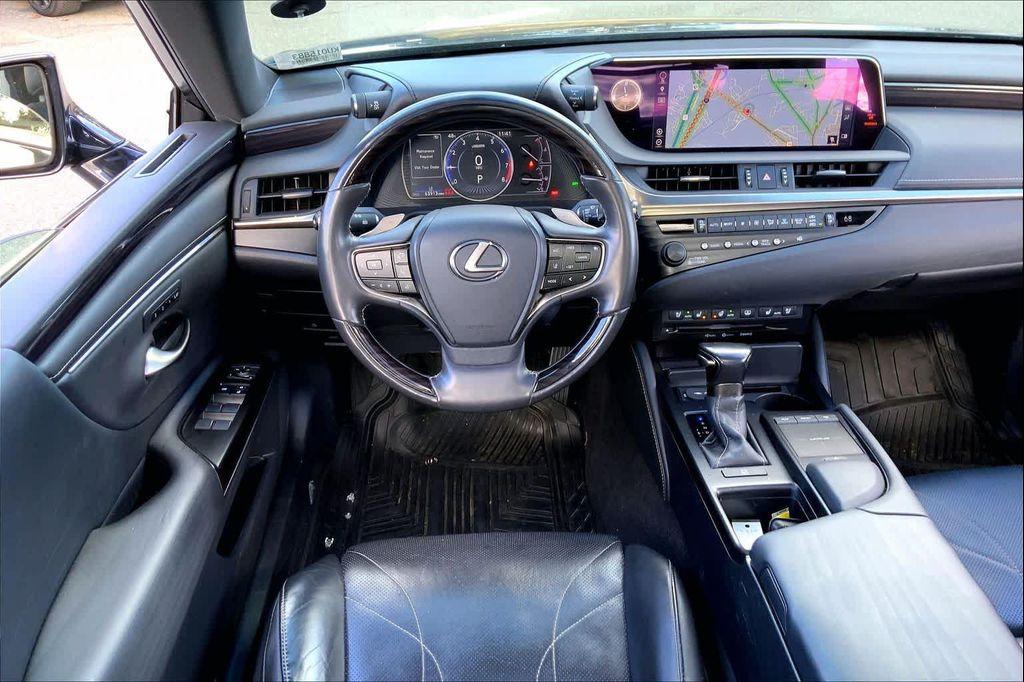used 2019 Lexus ES 350 car, priced at $28,988