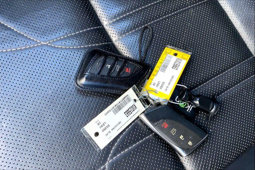 used 2019 Lexus ES 350 car, priced at $28,988