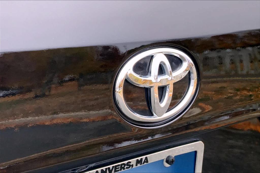 used 2020 Toyota Highlander car, priced at $33,488