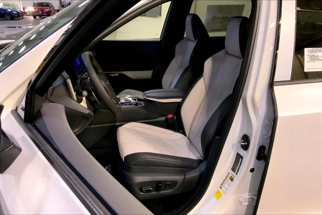 new 2025 Lexus TX 500h car, priced at $73,180