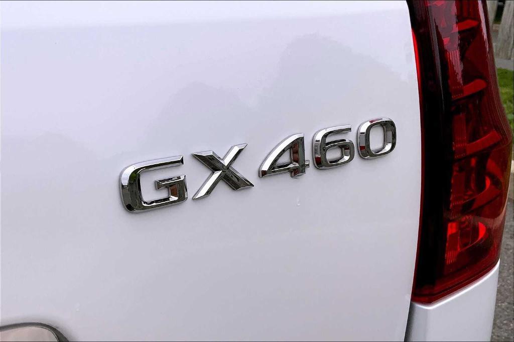 used 2022 Lexus GX 460 car, priced at $55,988