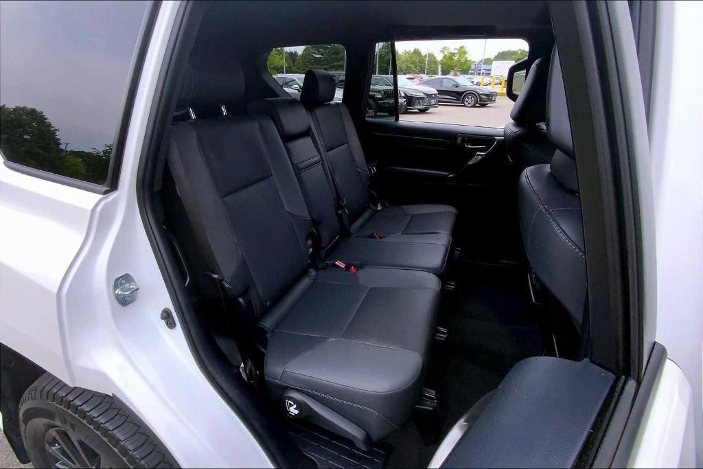 used 2022 Lexus GX 460 car, priced at $55,988