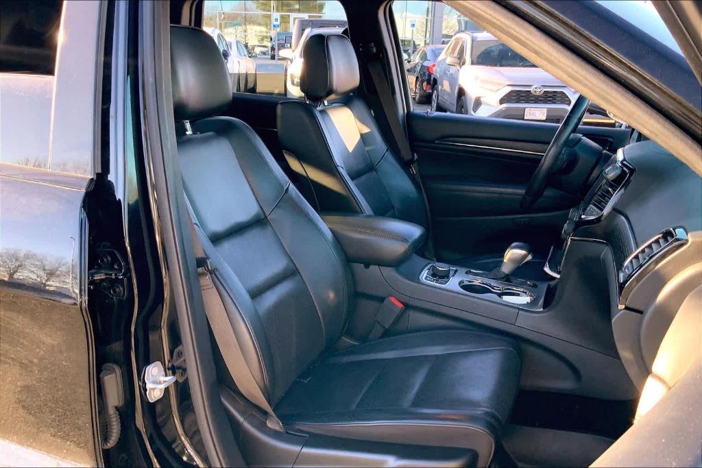 used 2019 Jeep Grand Cherokee car, priced at $26,988