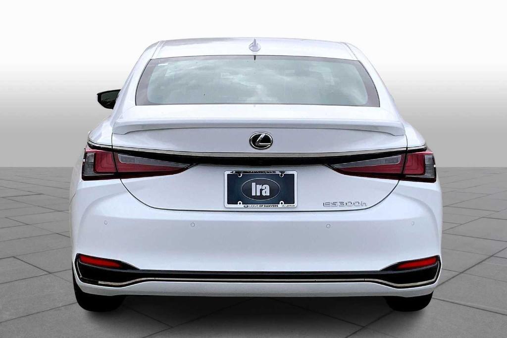 new 2025 Lexus ES 300h car, priced at $52,129