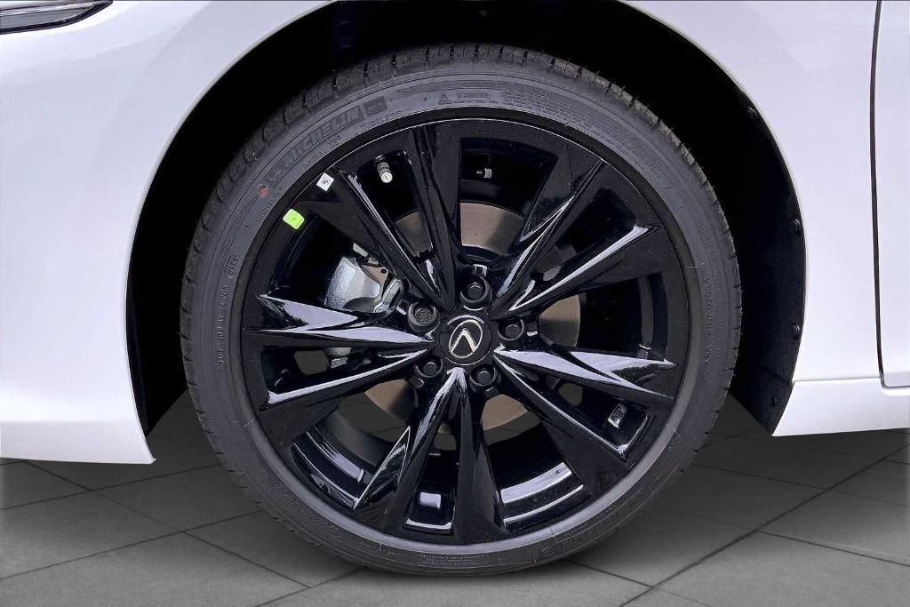 new 2025 Lexus ES 300h car, priced at $52,129
