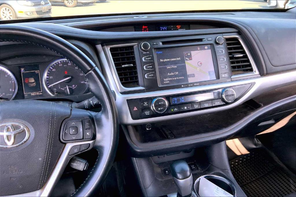 used 2018 Toyota Highlander car, priced at $27,988