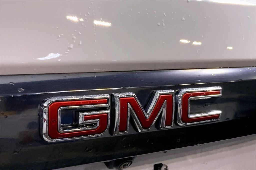 used 2023 GMC Yukon car, priced at $64,488