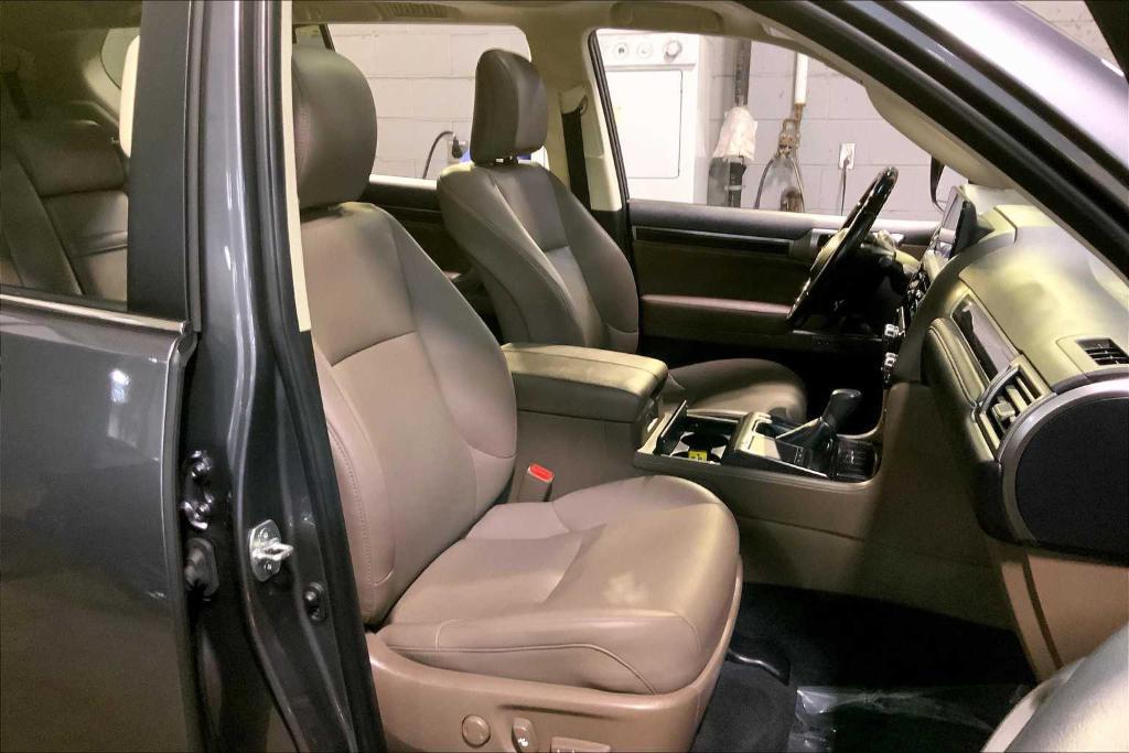 used 2022 Lexus GX 460 car, priced at $50,988