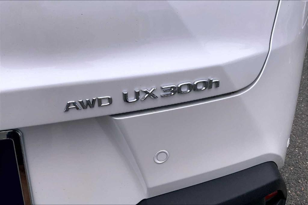 new 2025 Lexus UX 300h car, priced at $46,749