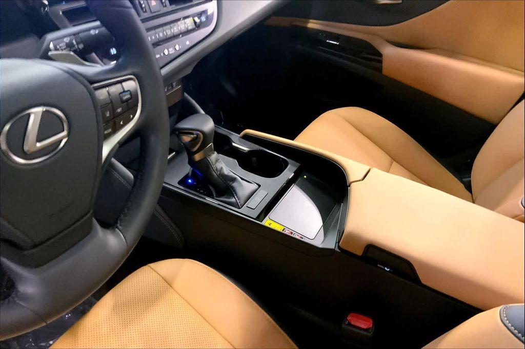 used 2025 Lexus ES 350 car, priced at $46,988