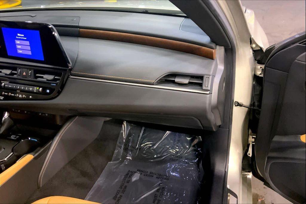 used 2025 Lexus ES 350 car, priced at $46,988