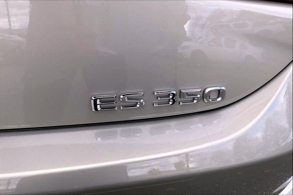 used 2025 Lexus ES 350 car, priced at $46,988