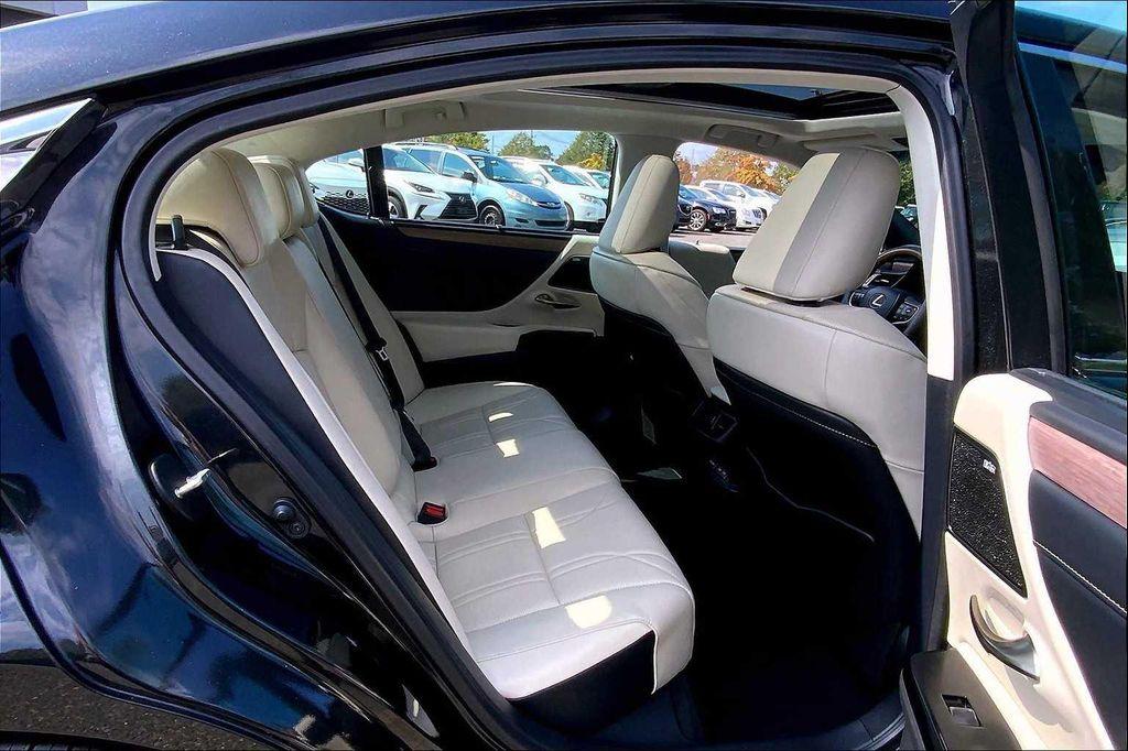 used 2025 Lexus ES 350 car, priced at $51,488