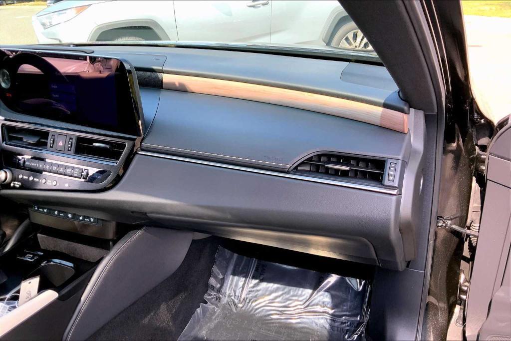 used 2025 Lexus ES 350 car, priced at $53,488