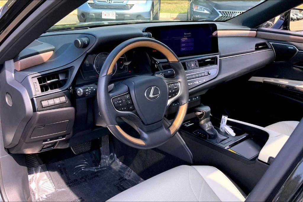 used 2025 Lexus ES 350 car, priced at $53,488