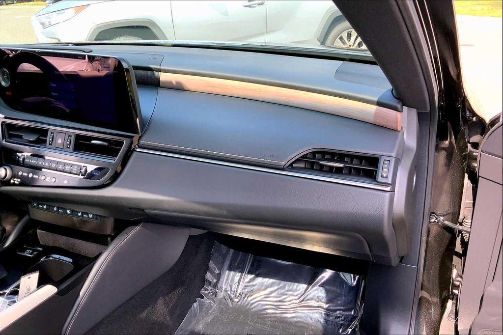 used 2025 Lexus ES 350 car, priced at $51,488