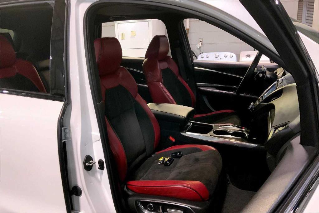 used 2020 Acura MDX car, priced at $29,588