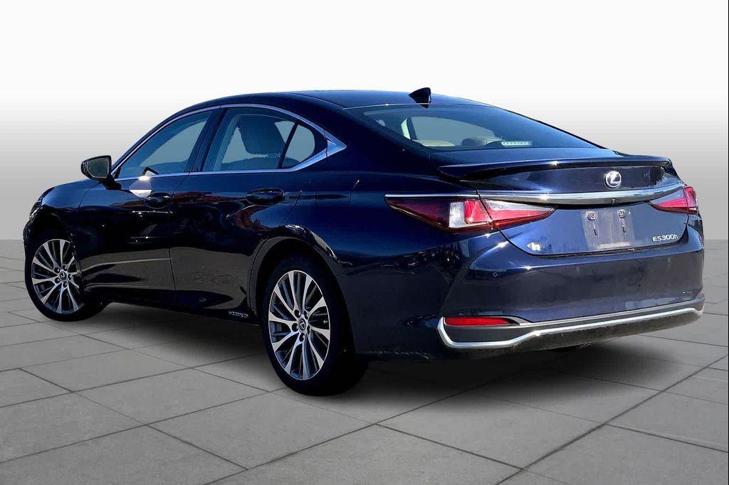 used 2020 Lexus ES 300h car, priced at $34,988