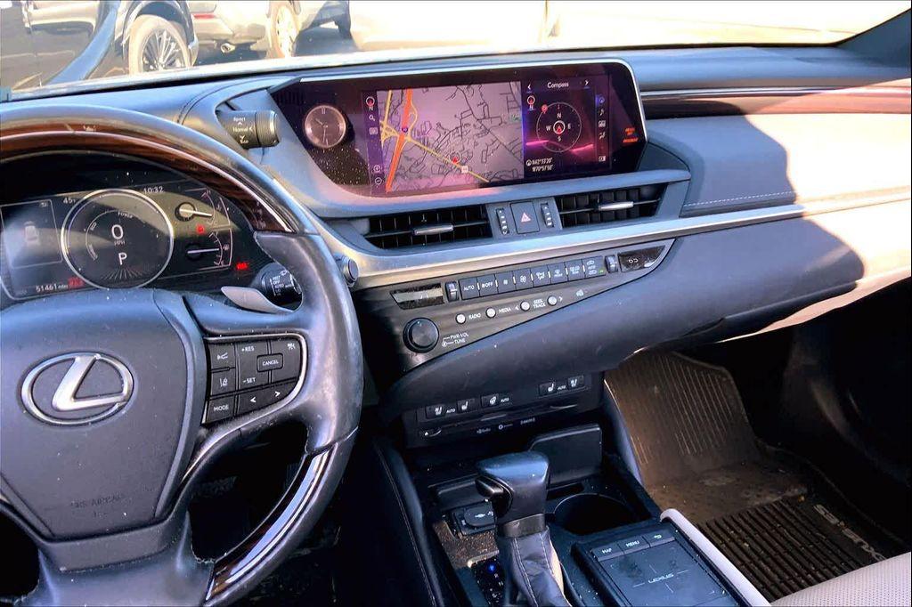 used 2020 Lexus ES 300h car, priced at $34,988