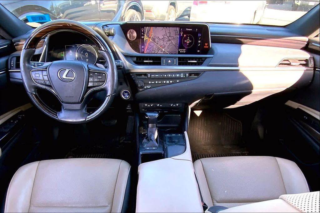 used 2020 Lexus ES 300h car, priced at $34,988