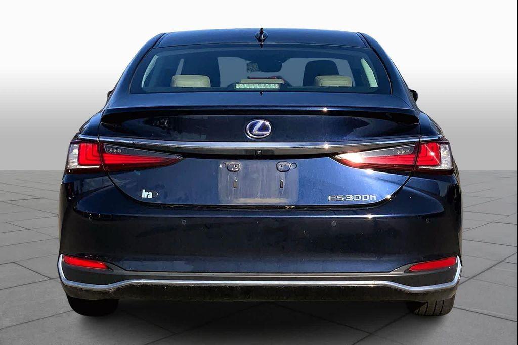 used 2020 Lexus ES 300h car, priced at $34,988