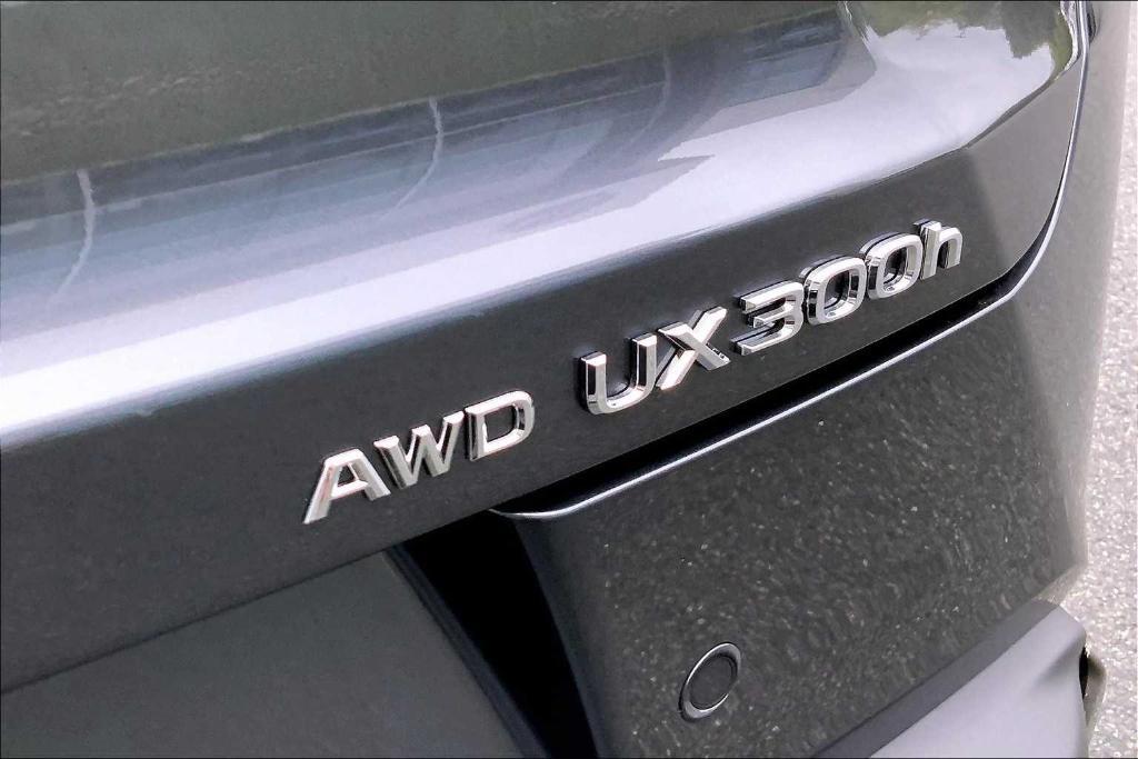 new 2025 Lexus UX 300h car, priced at $50,434