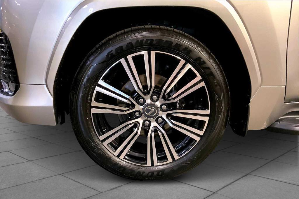 new 2025 Lexus LX 600 car, priced at $116,274