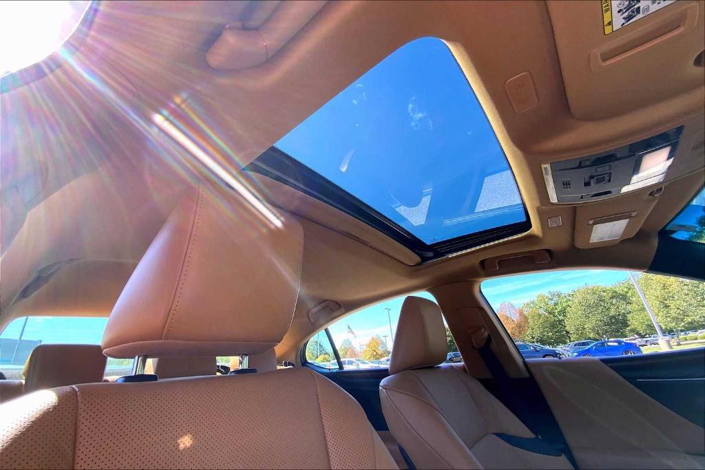 used 2025 Lexus ES 350 car, priced at $48,988