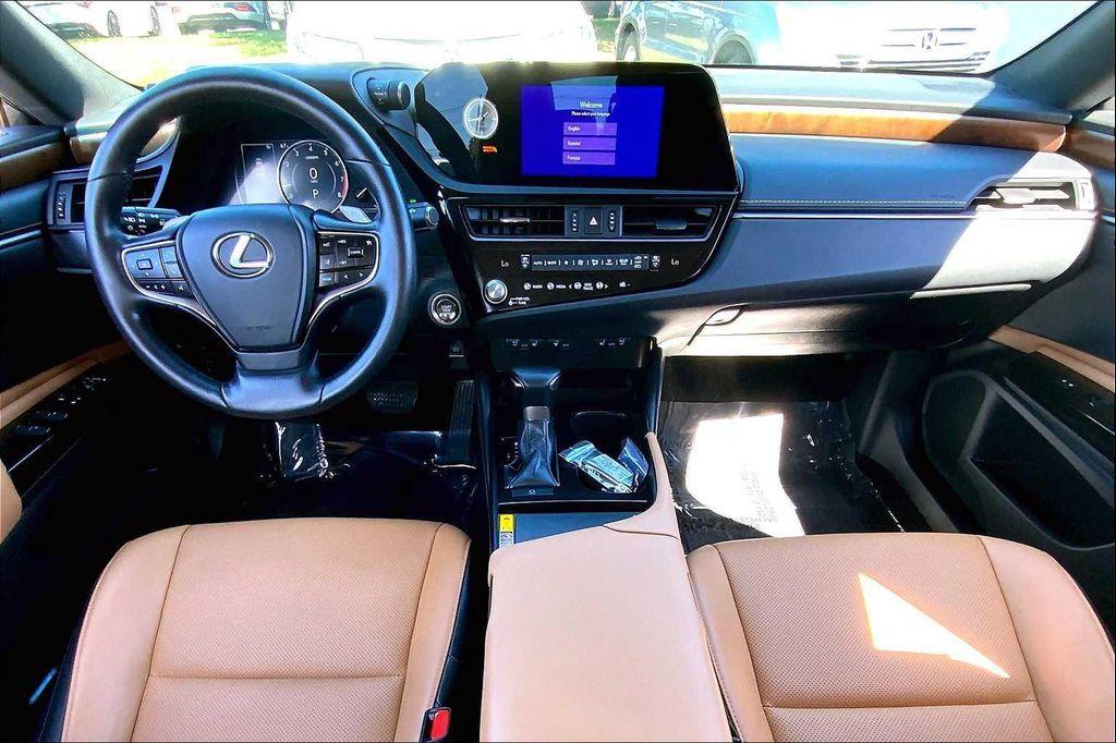 used 2025 Lexus ES 350 car, priced at $42,988