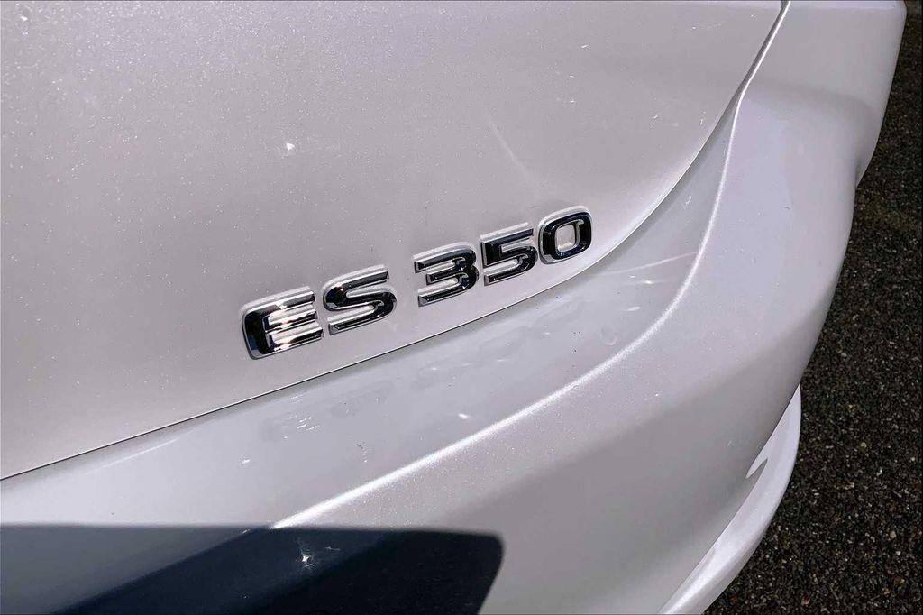 used 2025 Lexus ES 350 car, priced at $42,988