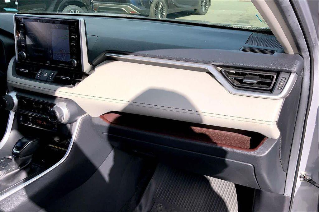used 2019 Toyota RAV4 car, priced at $22,988