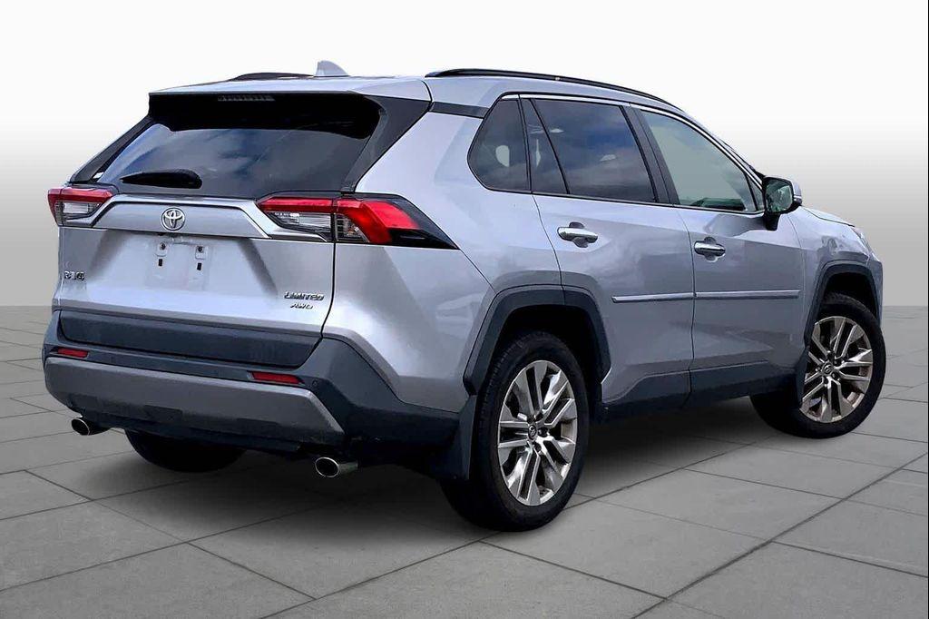 used 2019 Toyota RAV4 car, priced at $22,988