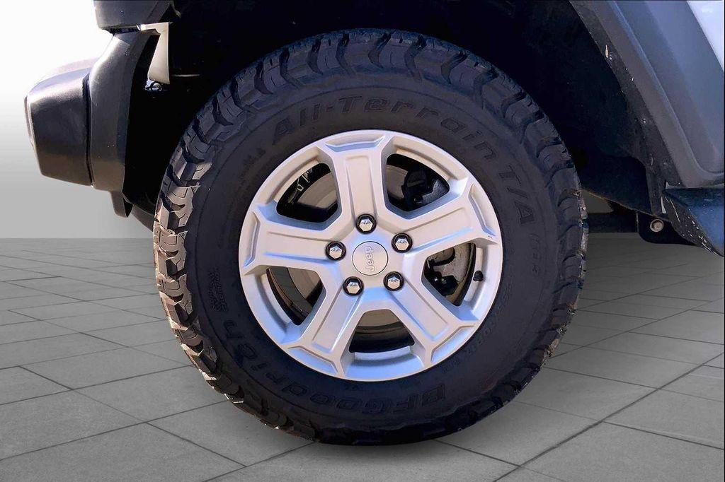 used 2018 Jeep Wrangler Unlimited car, priced at $18,988