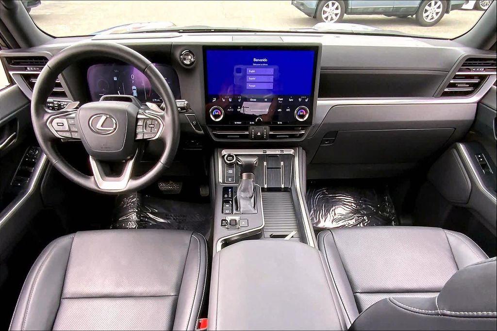 used 2025 Lexus GX 550 car, priced at $79,988