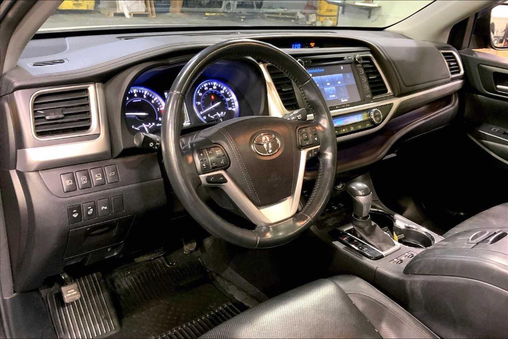 used 2017 Toyota Highlander car, priced at $23,288