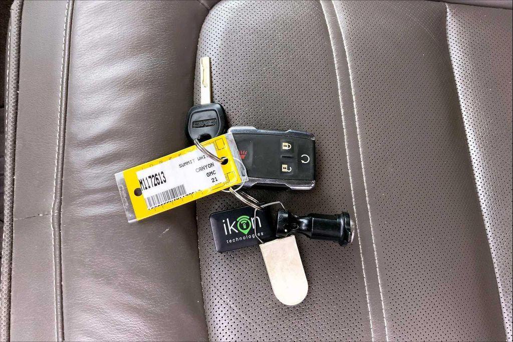 used 2021 GMC Canyon car, priced at $28,888