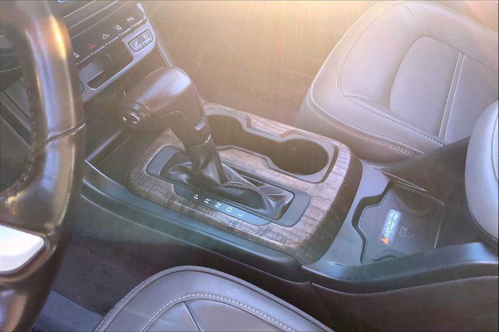 used 2021 GMC Canyon car, priced at $28,888