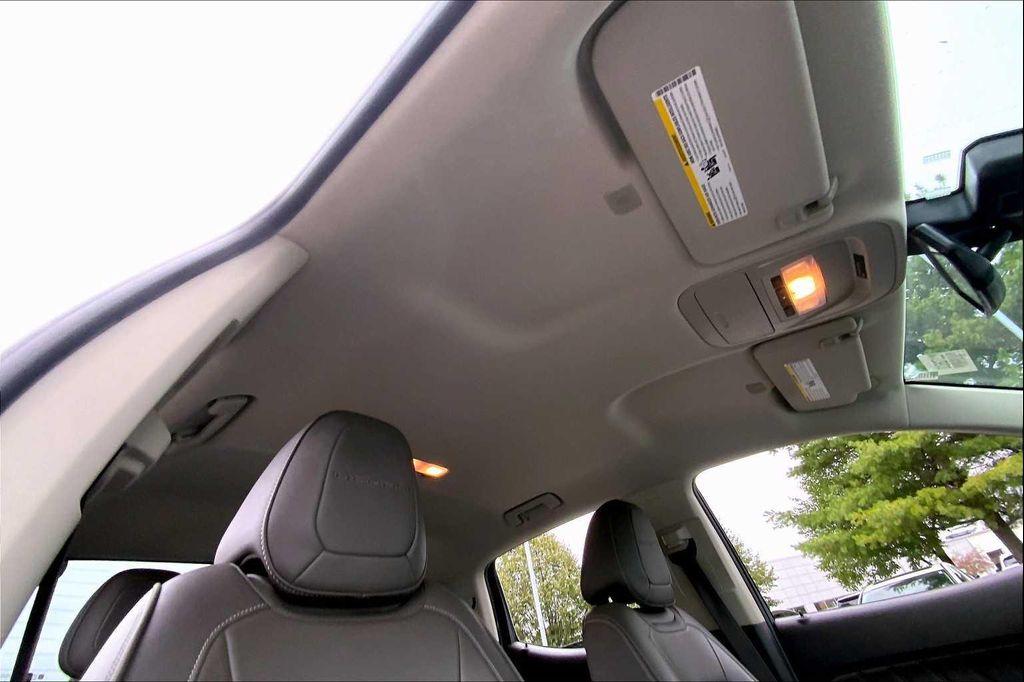 used 2021 GMC Canyon car, priced at $28,888