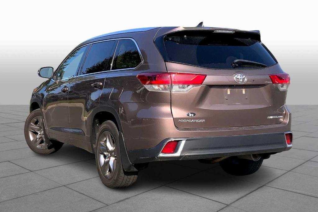 used 2018 Toyota Highlander car, priced at $25,988