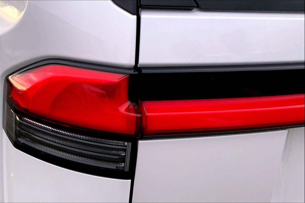 new 2025 Lexus GX 550 car, priced at $83,892