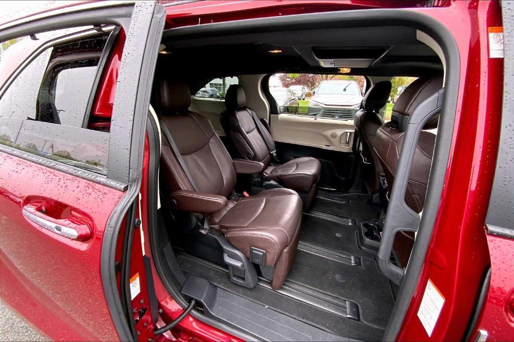 used 2022 Toyota Sienna car, priced at $51,988
