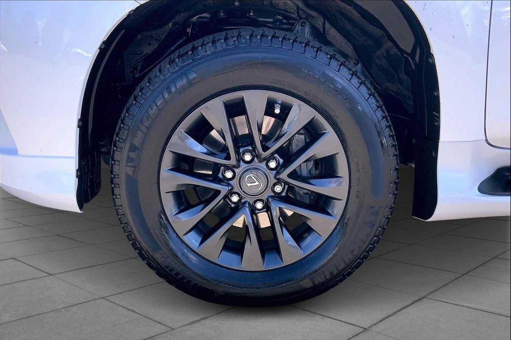used 2023 Lexus GX 460 car, priced at $56,488