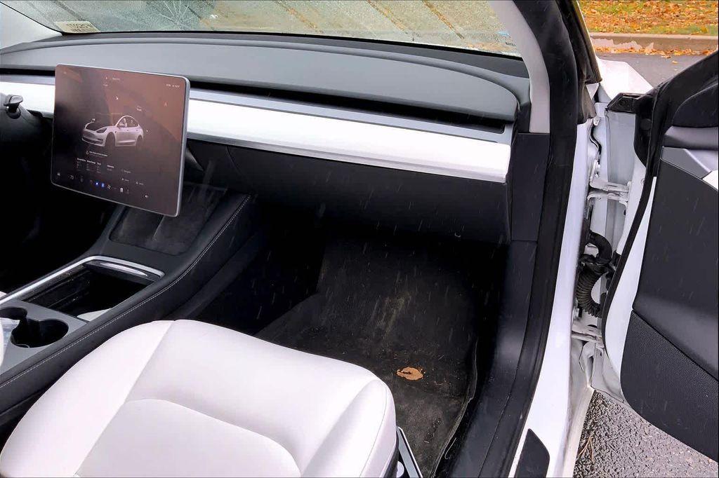 used 2022 Tesla Model 3 car, priced at $27,488