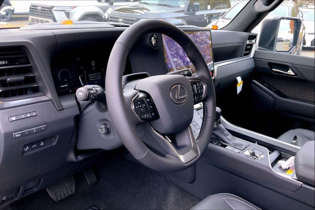 new 2025 Lexus GX 550 car, priced at $74,752