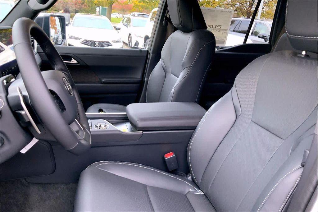 new 2025 Lexus GX 550 car, priced at $74,752