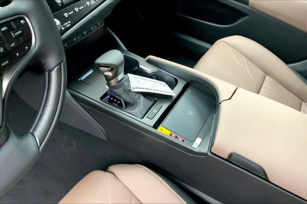 new 2025 Lexus ES 350 car, priced at $54,040