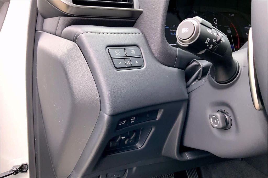 new 2025 Lexus LX 600 car, priced at $117,683