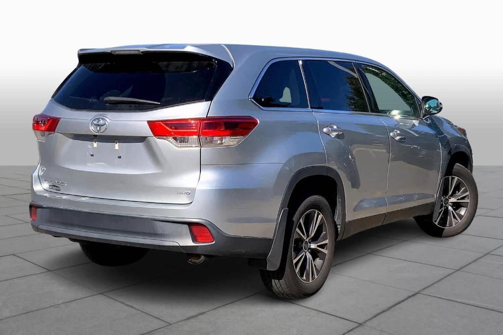 used 2019 Toyota Highlander car, priced at $26,888