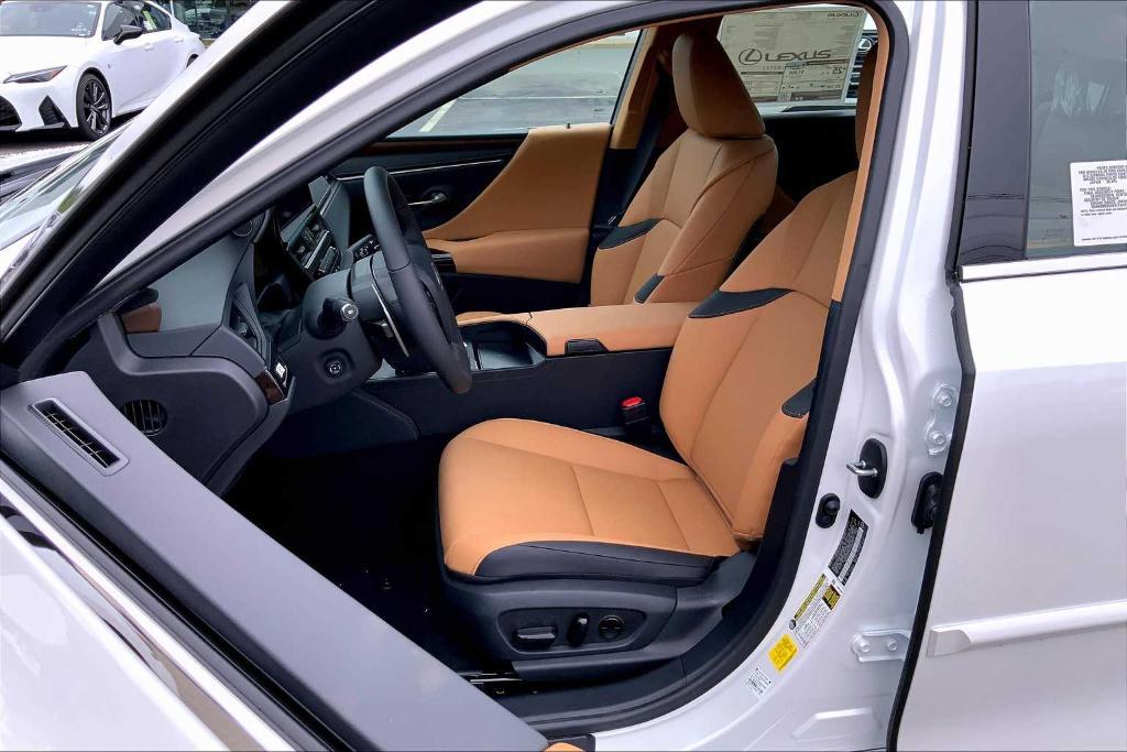 new 2025 Lexus ES 350 car, priced at $50,255