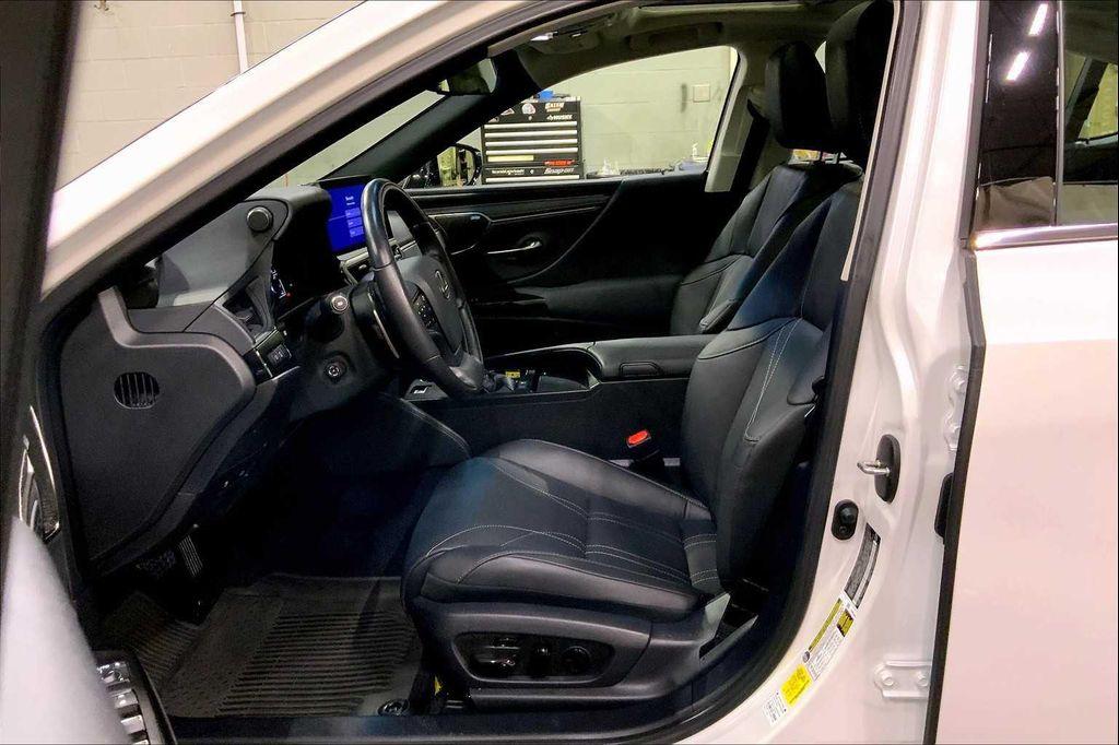 used 2025 Lexus ES 300h car, priced at $53,288